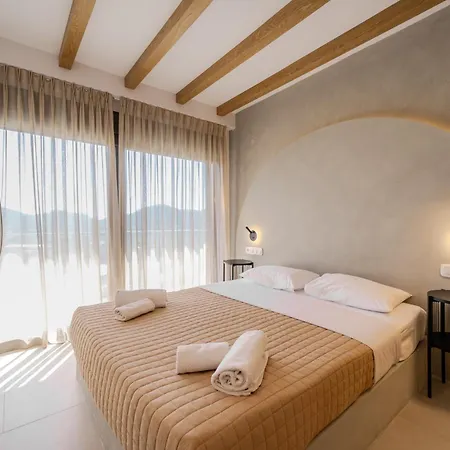 Villa Hillside - Pnoe