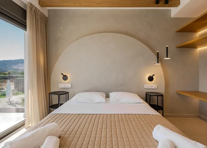 Hillside - Pnoe 빌라 리메나스