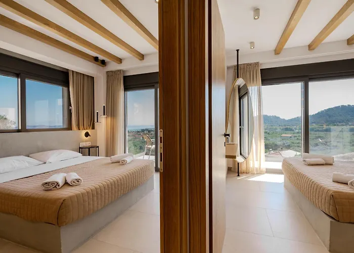 Hillside - Pnoe Λιμένας